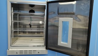 保冷柜（千级）温度范围2℃~8℃操作规程