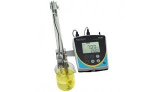 Eutech PC700 pH/电导率多参数测量仪